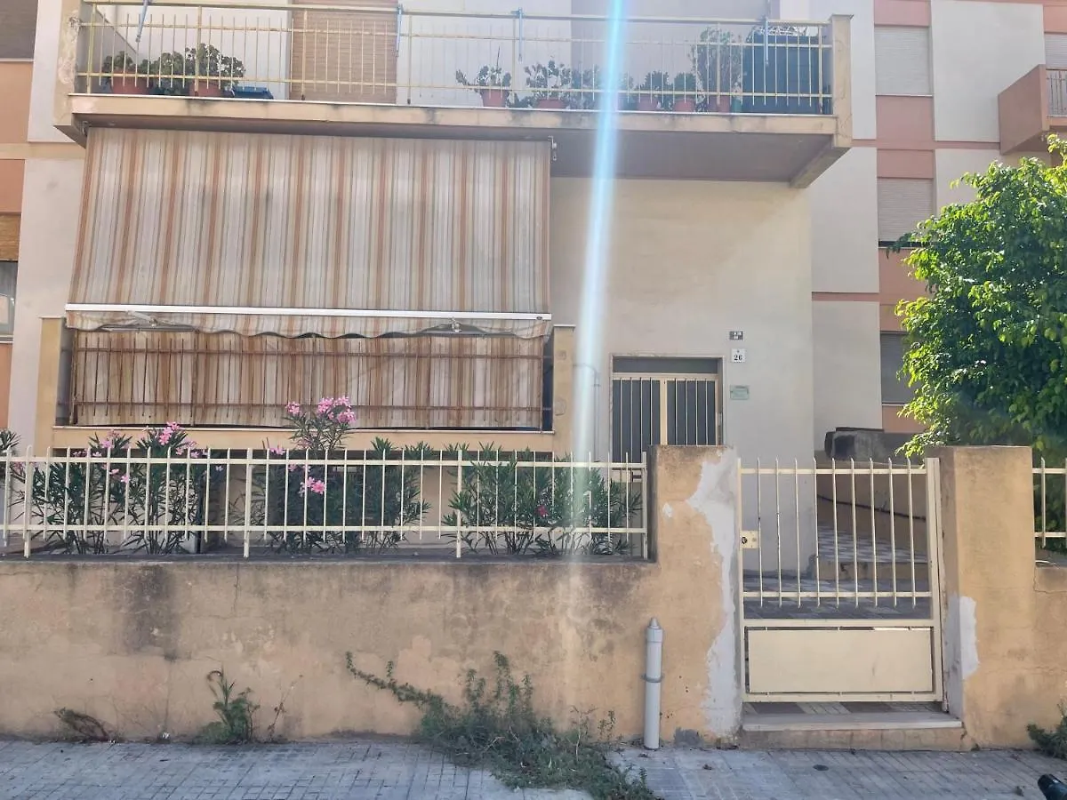 Casa Vacanze Luca Alguer 0*,  Italia